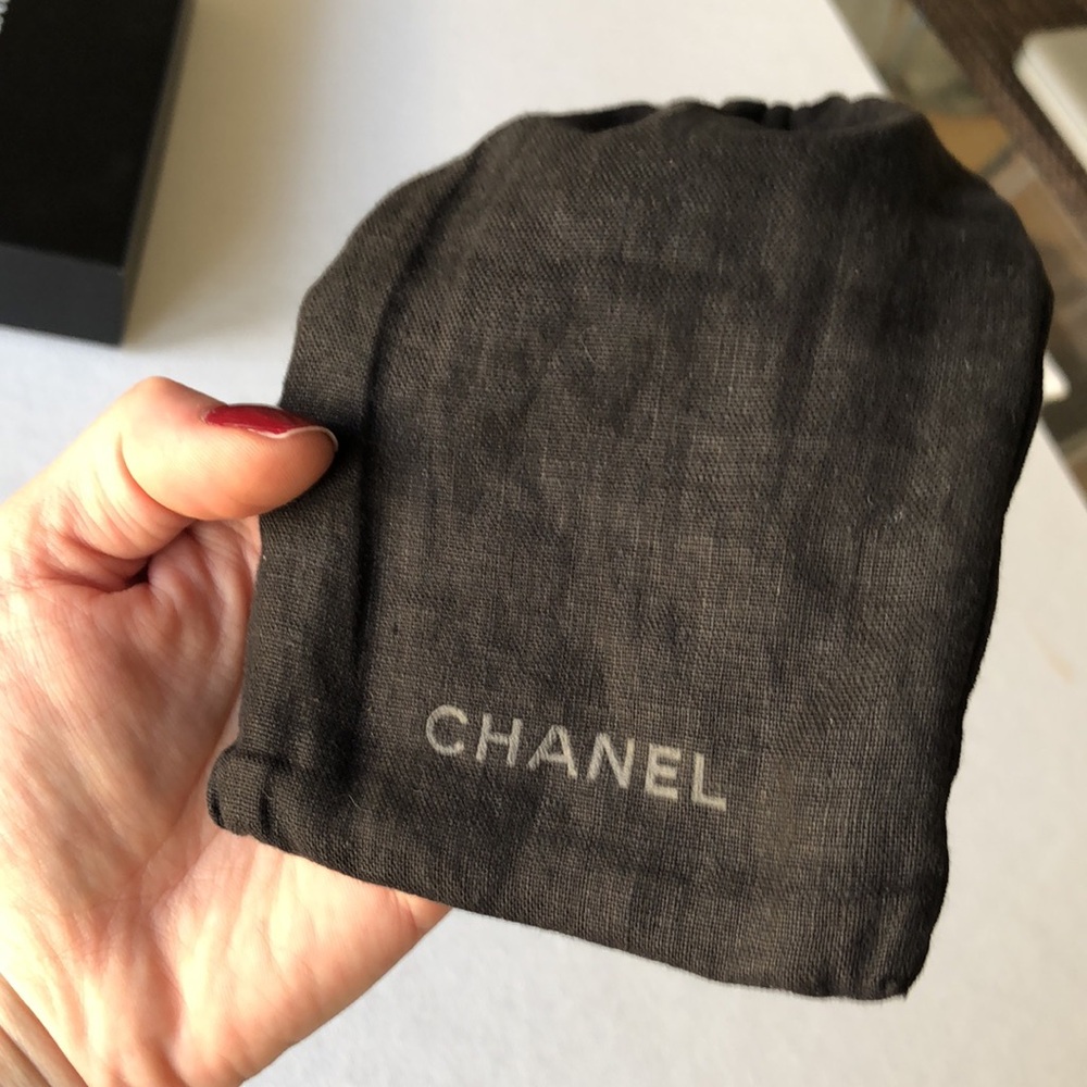 Chanel Black Drawstring Pouch For Sunglasses Or S… - image 4